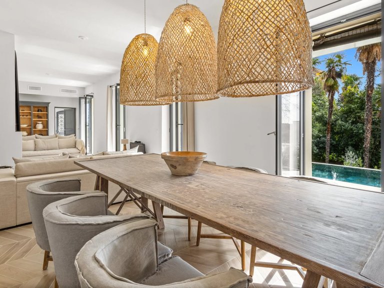 Villa for Sale in Vence, Vence, St. Paul Area 13