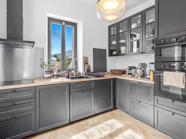 Villa for Sale in Vence, Vence, St. Paul Area 14