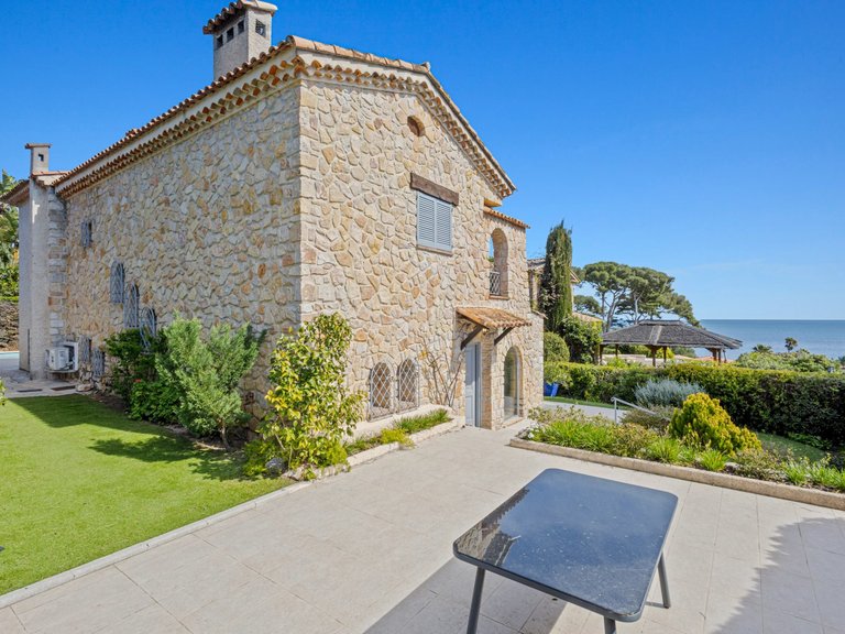 Villa for Sale in Cap D Antibes, Antibes Area 3