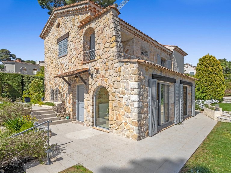Villa for Sale in Cap D Antibes, Antibes Area 5