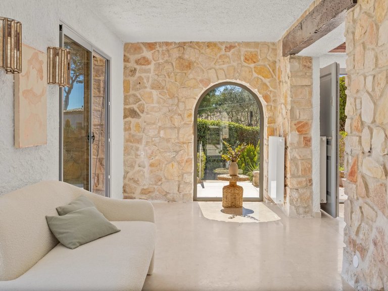 Villa for Sale in Cap D Antibes, Antibes Area 12