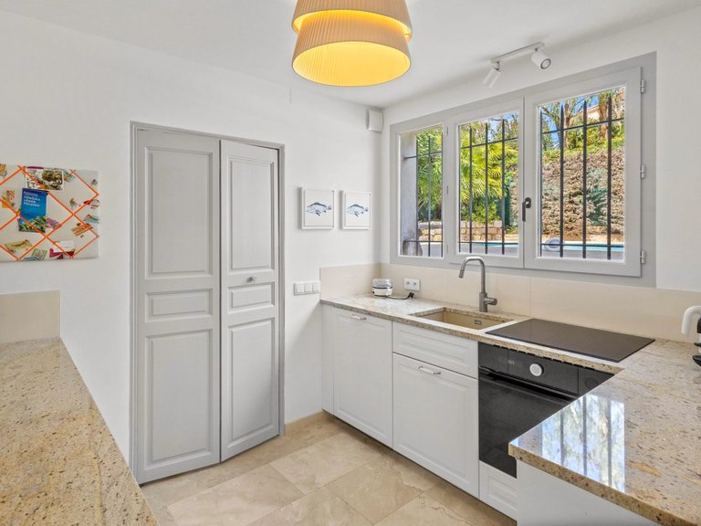 Villa for Sale in Cap D Antibes, Antibes Area 14