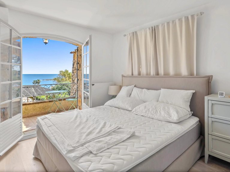 Villa for Sale in Cap D Antibes, Antibes Area 16