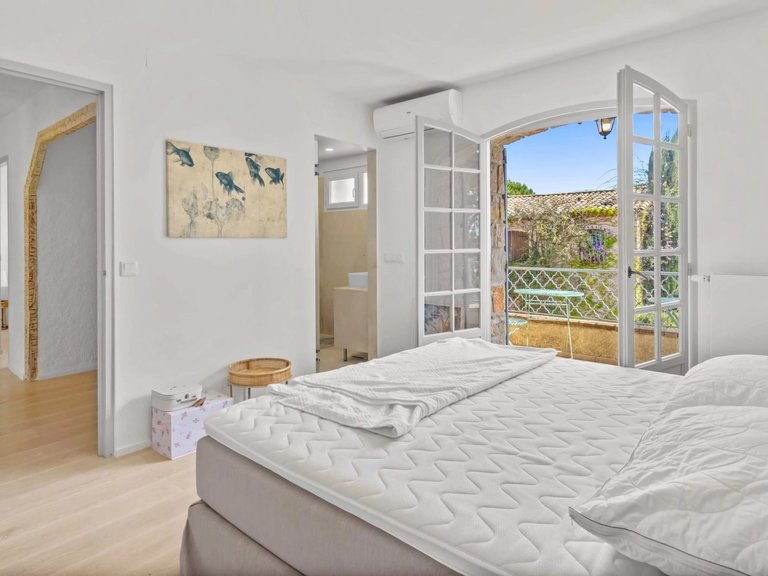 Villa for Sale in Cap D Antibes, Antibes Area 17
