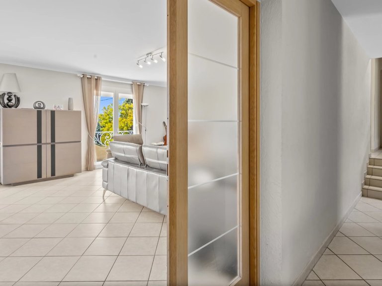 Villa for Sale in Vence, Vence, St. Paul Area 18