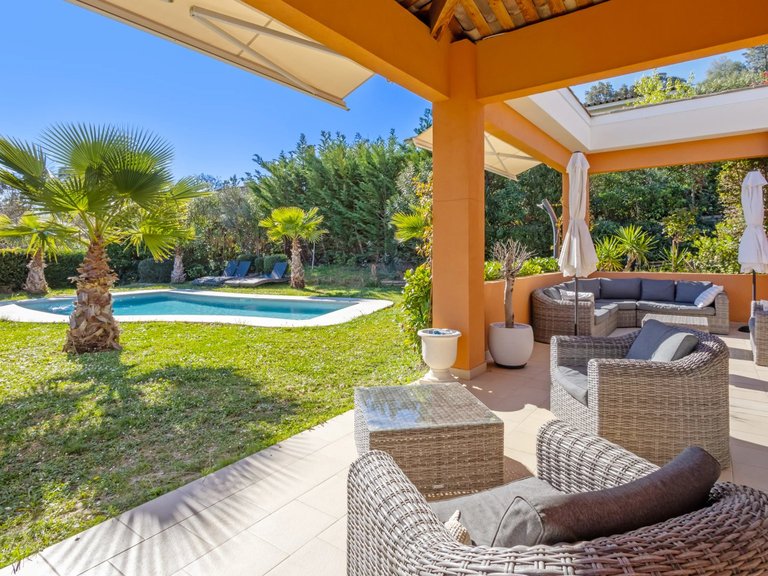Villa for Sale in Mandelieu La Napoule, Cannes Area 4
