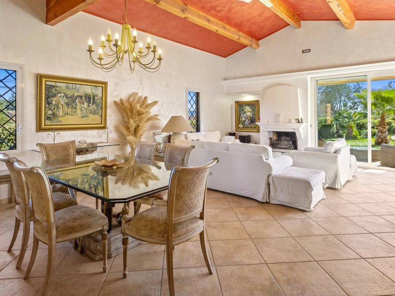 Villa for Sale in Mandelieu La Napoule, Cannes Area 5