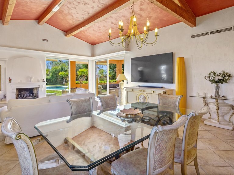Villa for Sale in Mandelieu La Napoule, Cannes Area 6