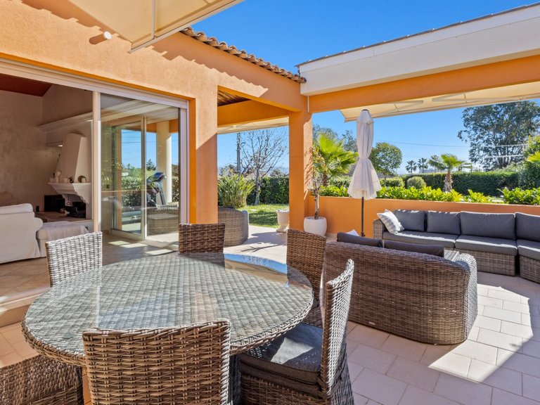 Villa for Sale in Mandelieu La Napoule, Cannes Area 17