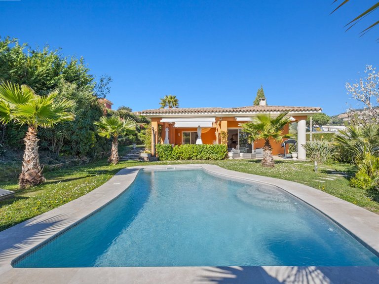 Villa for Sale in Mandelieu La Napoule, Cannes Area 18