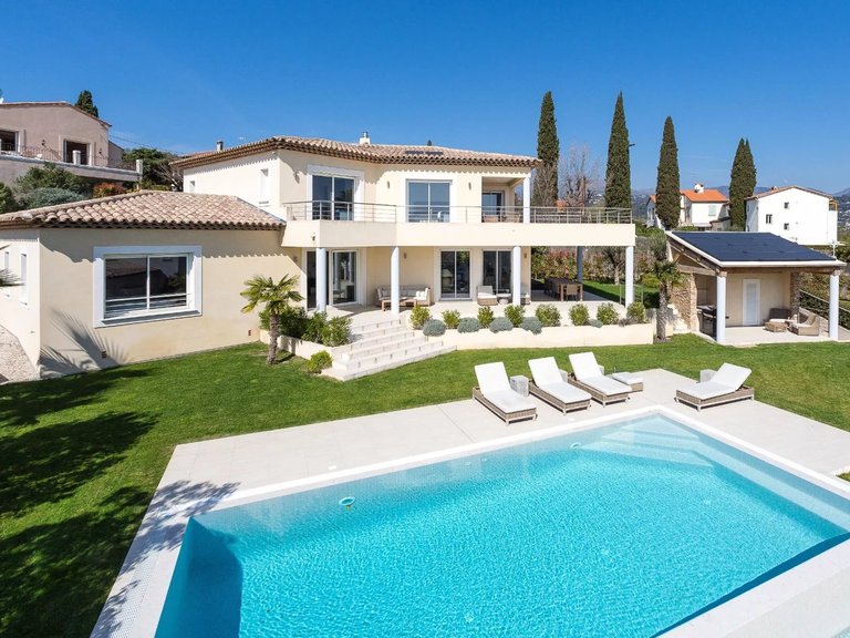 Villa for Sale in La Colle Sur Loup, Vence, St. Paul Area 1