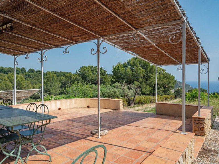 Villa for Sale in St Cyr Sur Mer, Provence Coast (cassis To Cavalaire) 19