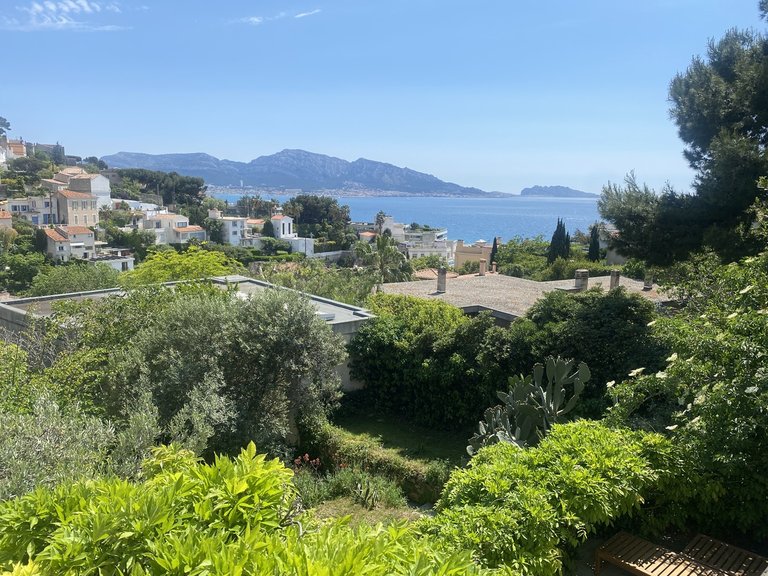 Villa for Sale in Marseille, Marseille & Cote Bleu 6
