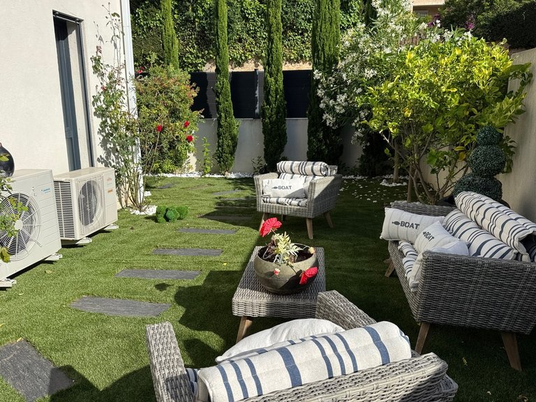 Villa for Sale in St Cyr Sur Mer, Provence Coast (cassis To Cavalaire) 14