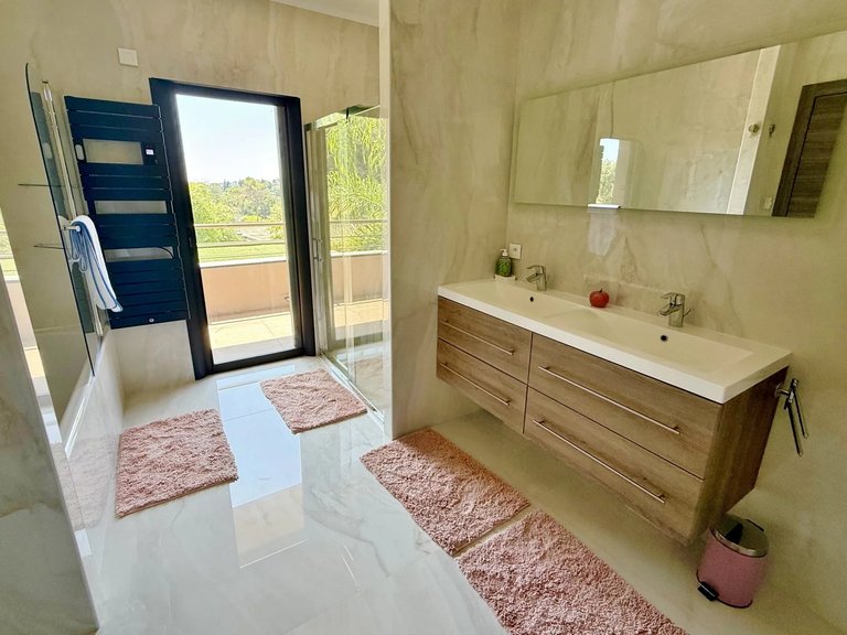 Villa for Sale in Biot, Mougins, Valbonne, Grasse Area 13