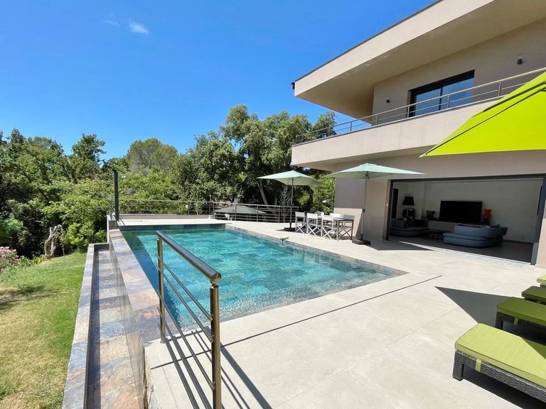Villa for Sale in Biot, Mougins, Valbonne, Grasse Area 3