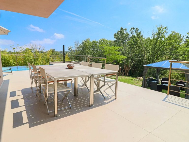 Villa for Sale in Biot, Mougins, Valbonne, Grasse Area 4