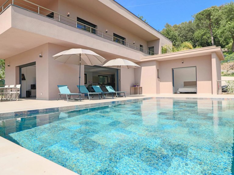 Villa for Sale in Biot, Mougins, Valbonne, Grasse Area 7