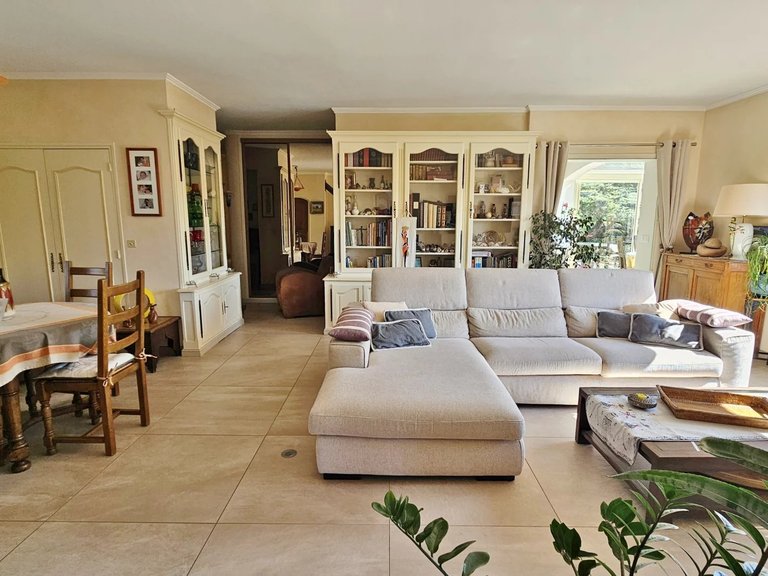 Villa for Sale in Biot, Mougins, Valbonne, Grasse Area 7