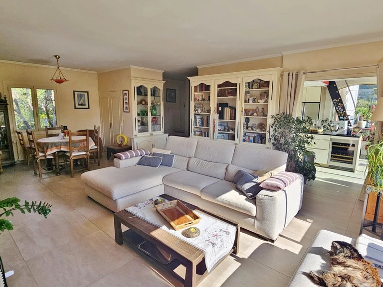 Villa for Sale in Biot, Mougins, Valbonne, Grasse Area 8