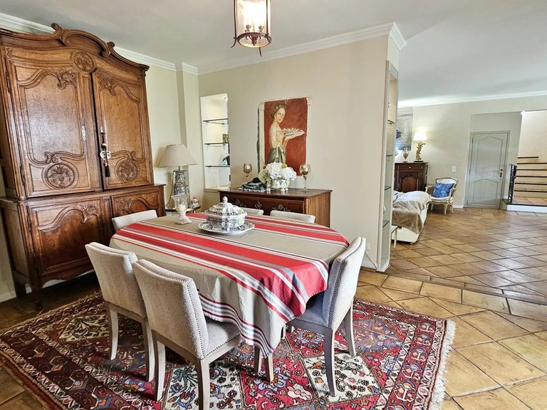 Villa for Sale in Biot, Mougins, Valbonne, Grasse Area 11