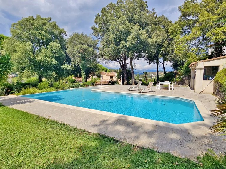 Villa for Sale in Biot, Mougins, Valbonne, Grasse Area 6