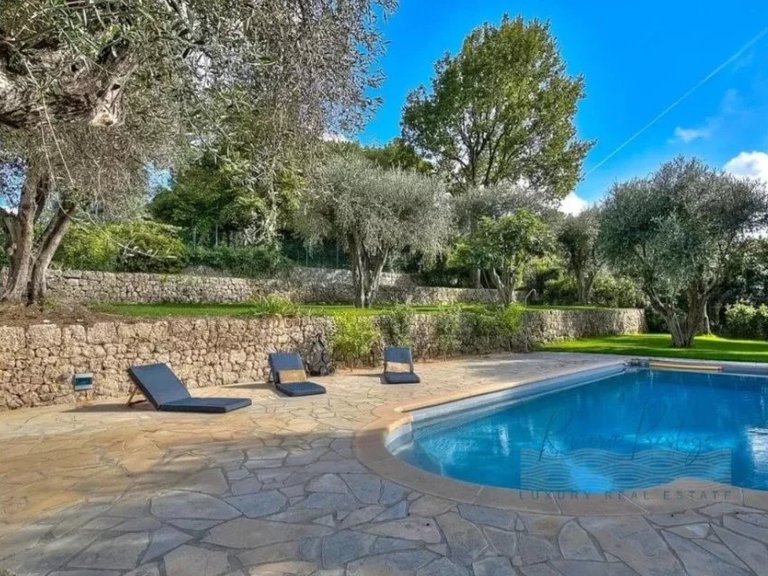 Villa for Sale in Mougins, Mougins, Valbonne, Grasse Area 4