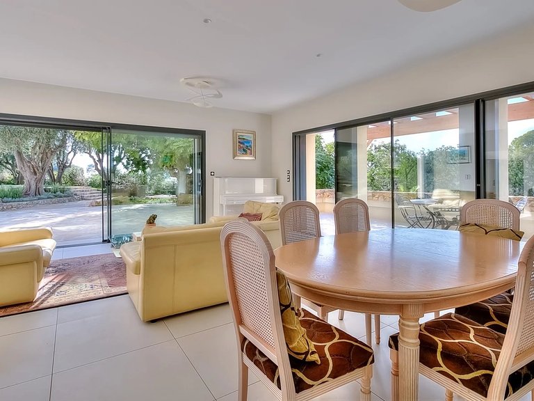 Villa for Sale in Mougins, Mougins, Valbonne, Grasse Area 6