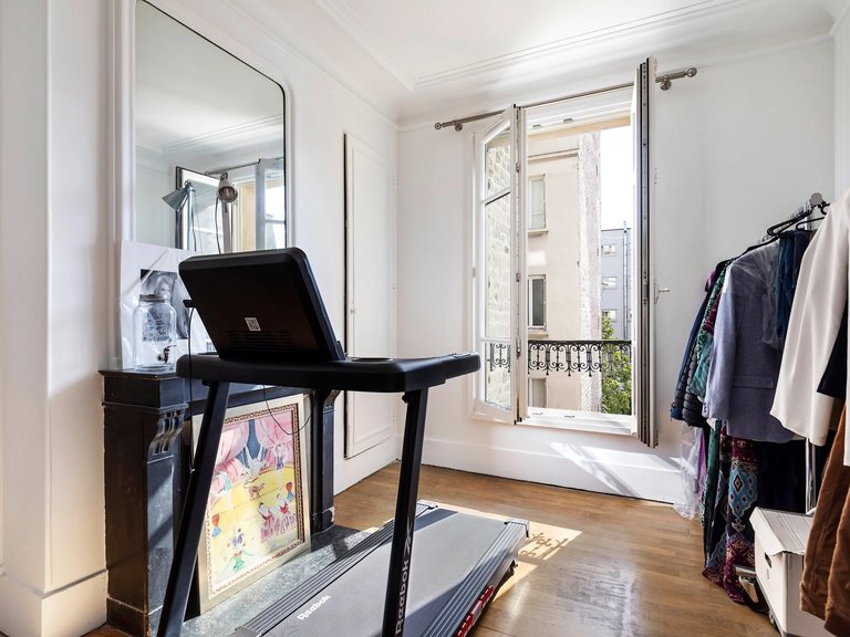 Apartment for Sale in 16th (trocadéro - Etoile - Passy), Golden Triangle - Trocadéro (8th - 16th) 13