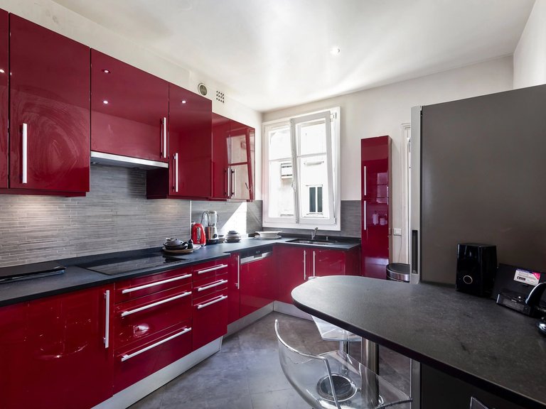 Apartment for Sale in 16th (trocadéro - Etoile - Passy), Golden Triangle - Trocadéro (8th - 16th) 14