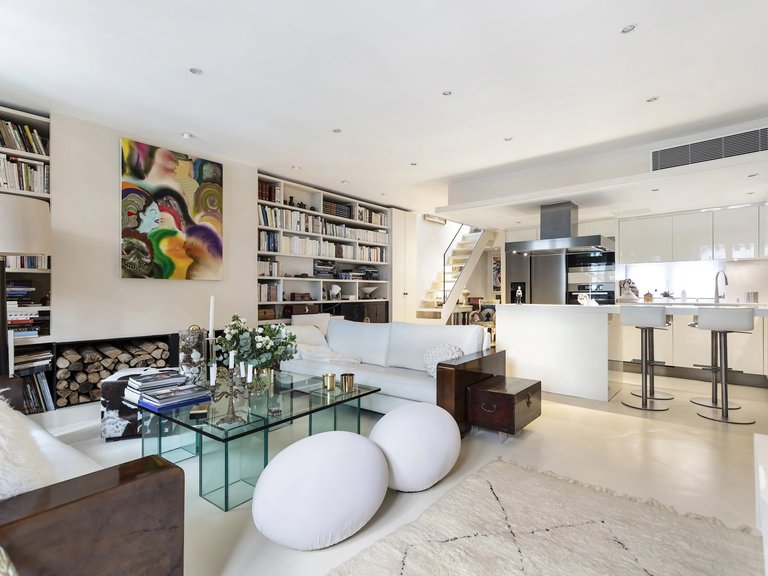 Apartment for Sale in 6th (saint Germain Des Prés - Luxembourg), Paris Left Bank (5th,6th & 7th ) 2