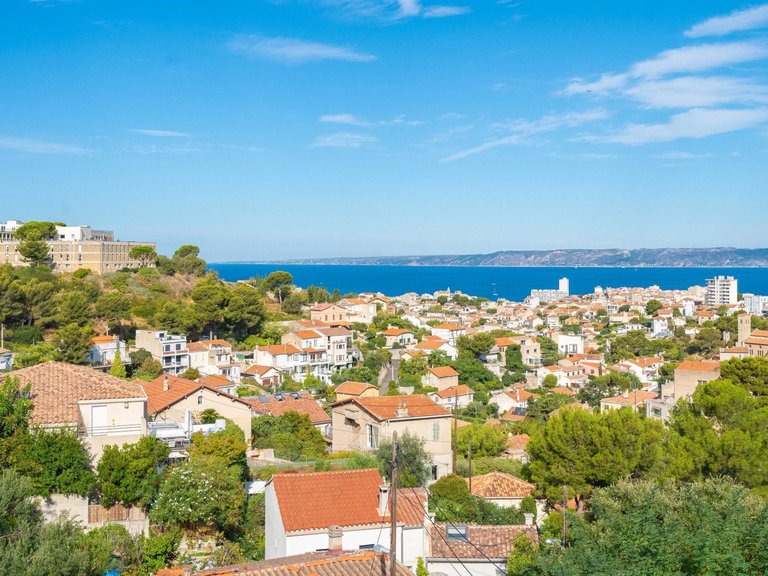 Villa for Sale in Marseille, Marseille & Cote Bleu 1