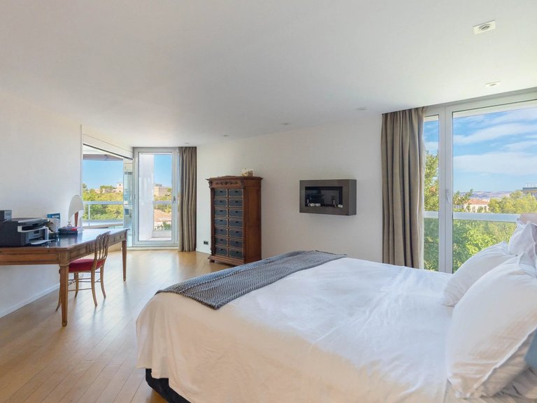 Villa for Sale in Marseille, Marseille & Cote Bleu 12