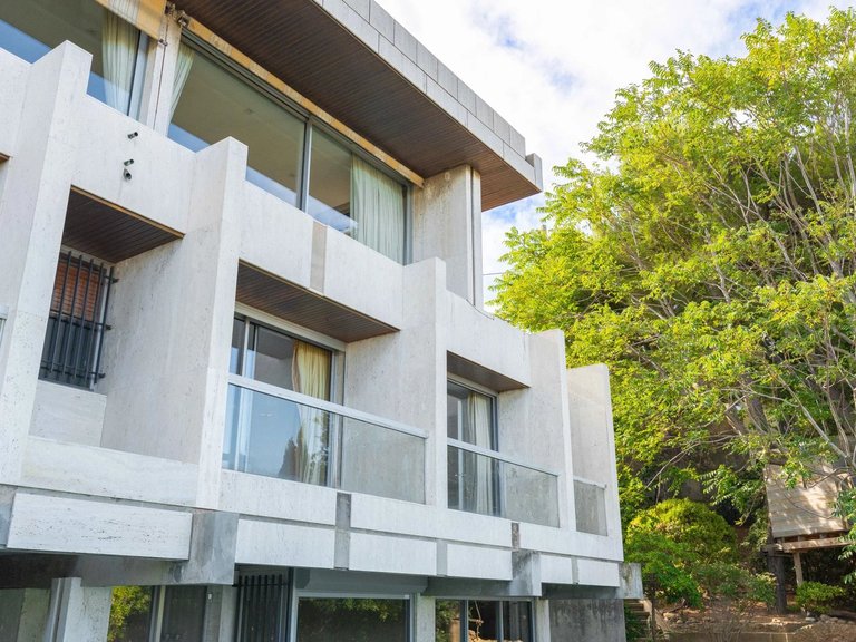 Villa for Sale in Marseille, Marseille & Cote Bleu 7