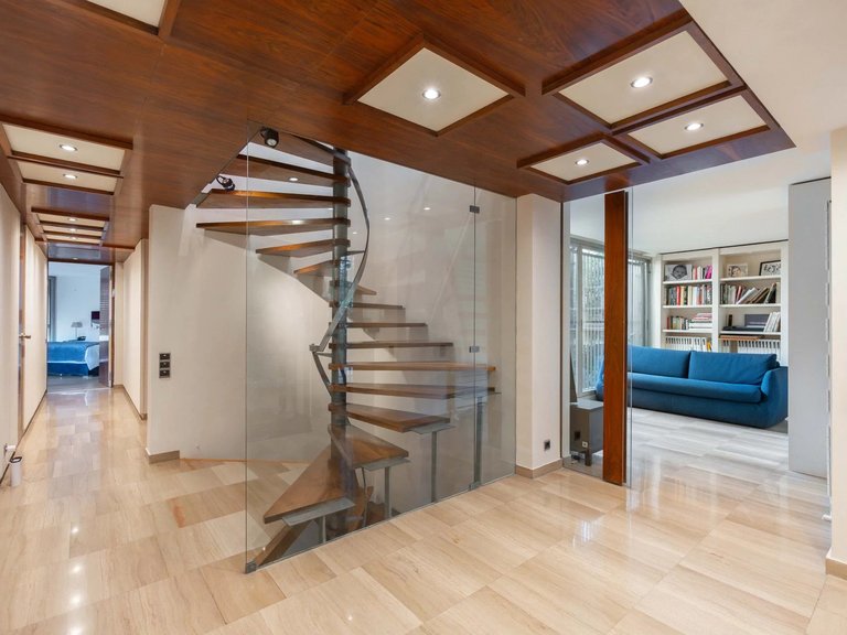 Villa for Sale in Marseille, Marseille & Cote Bleu 10
