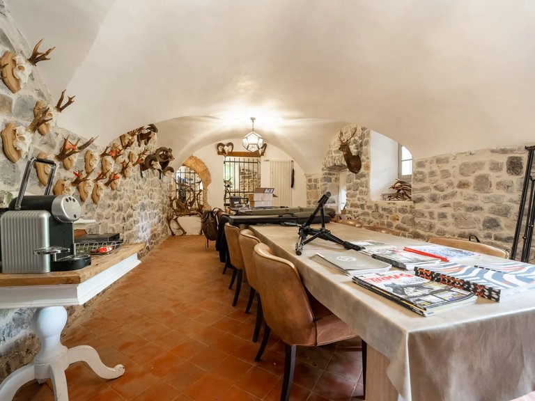 Castle/estate for Sale in Anduze, Uzes Area 20