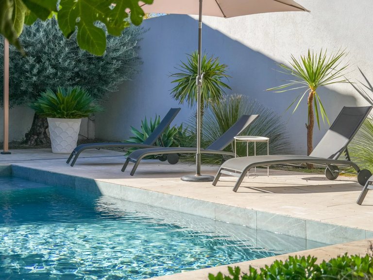 Villa for Sale in Marseille, Marseille & Cote Bleu 2
