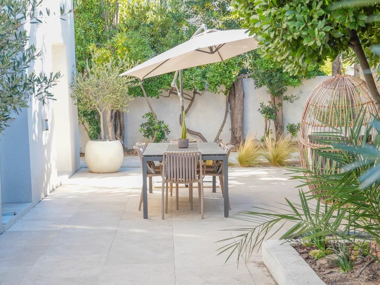 Villa for Sale in Marseille, Marseille & Cote Bleu 18