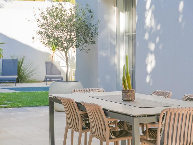 Villa for Sale in Marseille, Marseille & Cote Bleu 6