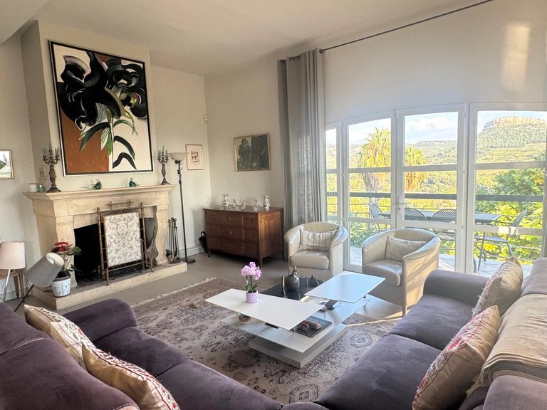 Villa for Sale in Cassis, Provence Coast (cassis To Cavalaire) 4