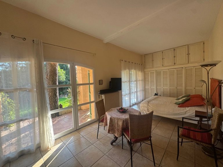 Villa for Sale in Cassis, Provence Coast (cassis To Cavalaire) 8