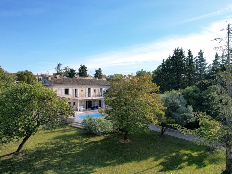 Villa for Sale in Uzes, Uzes Area 1