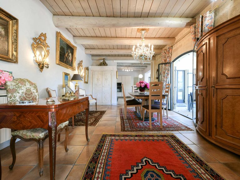 Villa for Sale in Uzes, Uzes Area 5