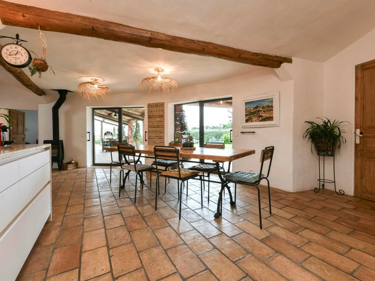 Villa for Sale in Uzes, Uzes Area 5