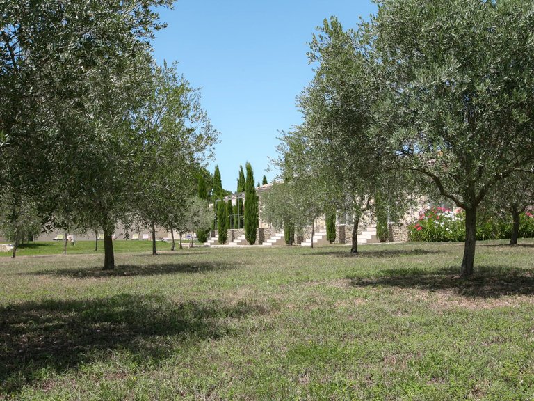 Villa for Sale in Uzes, Uzes Area 15