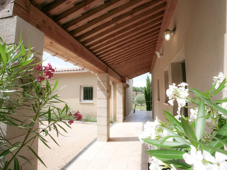 Villa for Sale in Uzes, Uzes Area 17