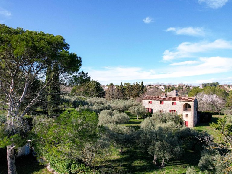 Villa for Sale in Uzes, Uzes Area 2