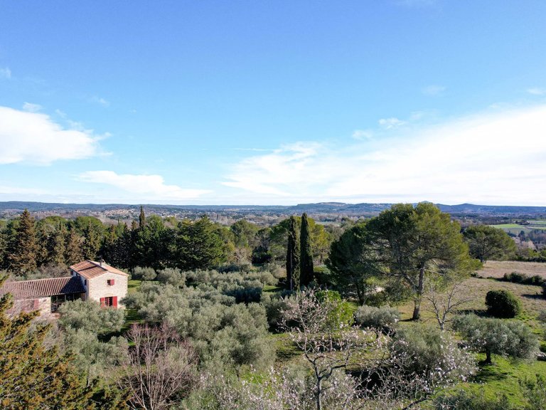 Villa for Sale in Uzes, Uzes Area 15