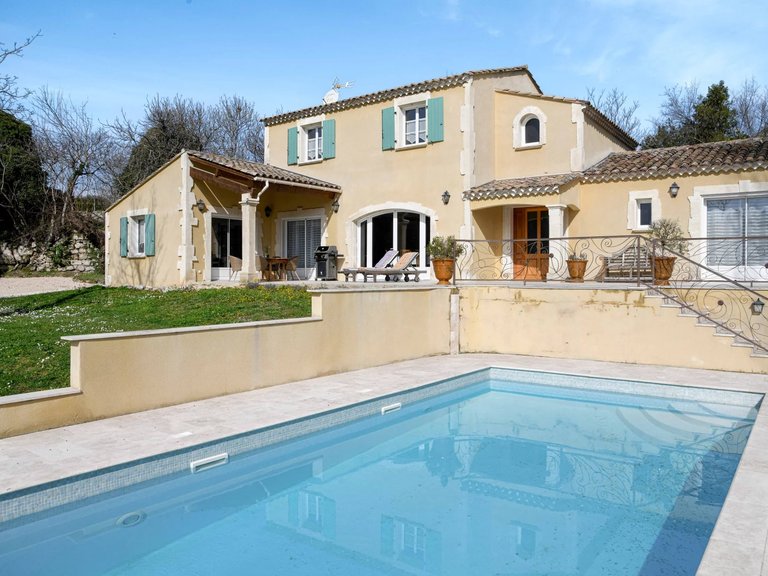 Villa for Sale in Uzes, Uzes Area 2