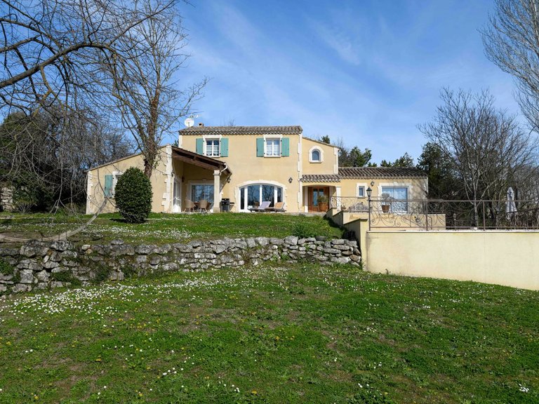 Villa for Sale in Uzes, Uzes Area 3